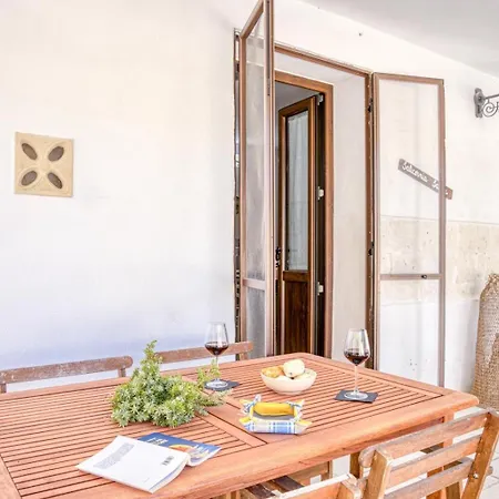 Alloggio per agriturismo Masseria Prisuti Punta Prosciutto