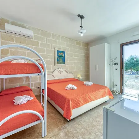 Masseria Presuti Фермерский дом Пунта-Прошутто