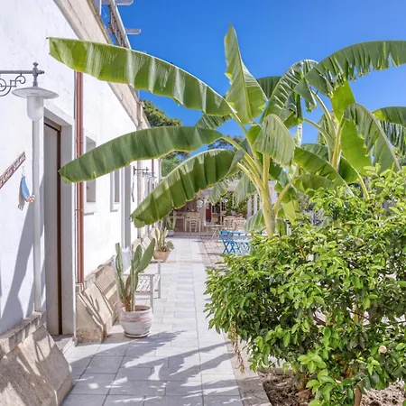 Фермерский дом Masseria Presuti *
